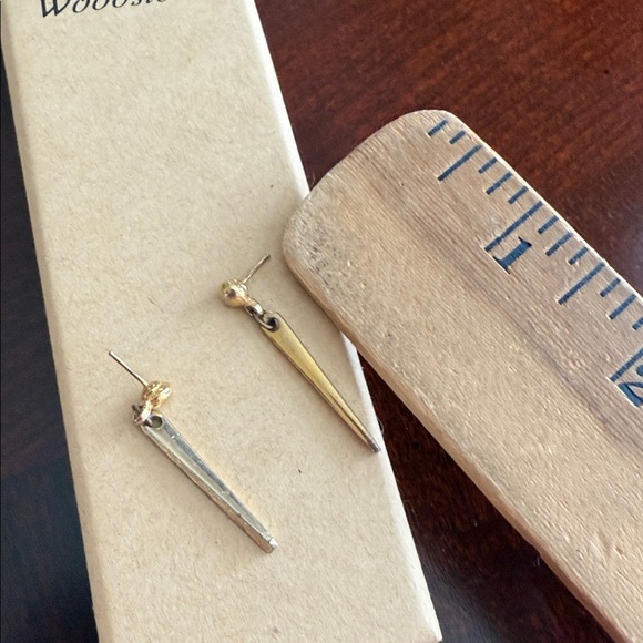 Vintage Pierced Earrings - Picture 2 of 2